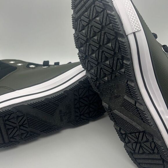 Converse Chuck Taylor All Star Berkshire Water Resistant Sneaker -NWB-Mens 10- A - Picture 4 of 8